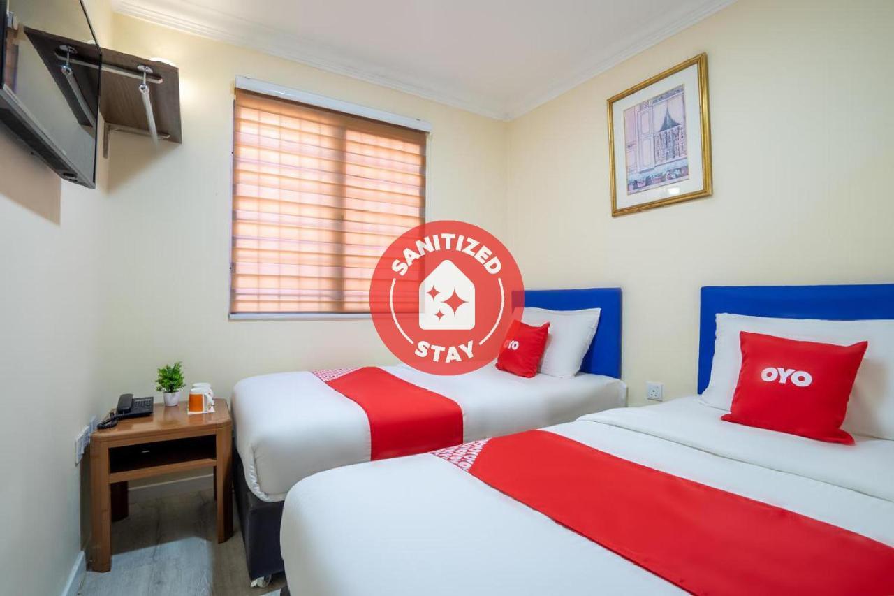 Hentian Hotel Каджанг Экстерьер фото