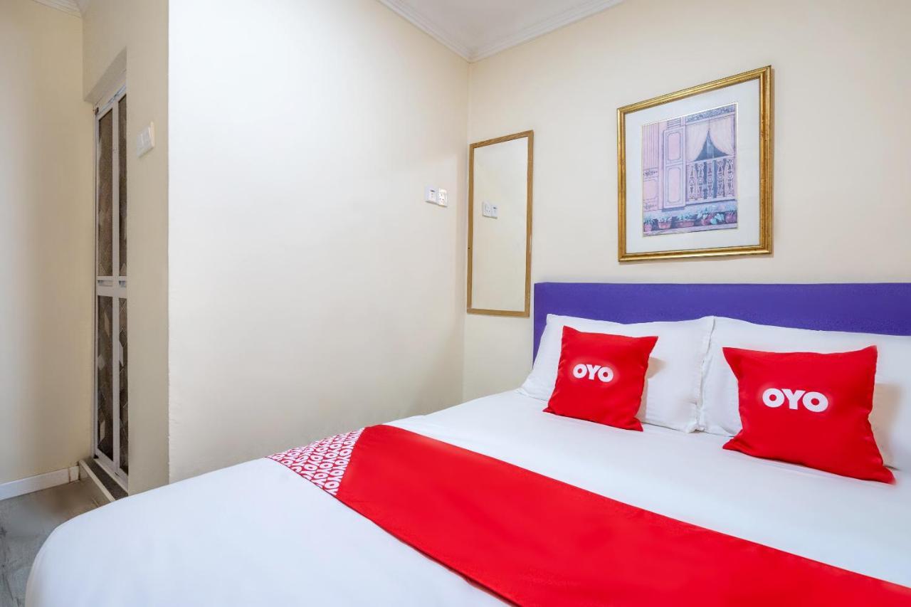 Hentian Hotel Каджанг Экстерьер фото