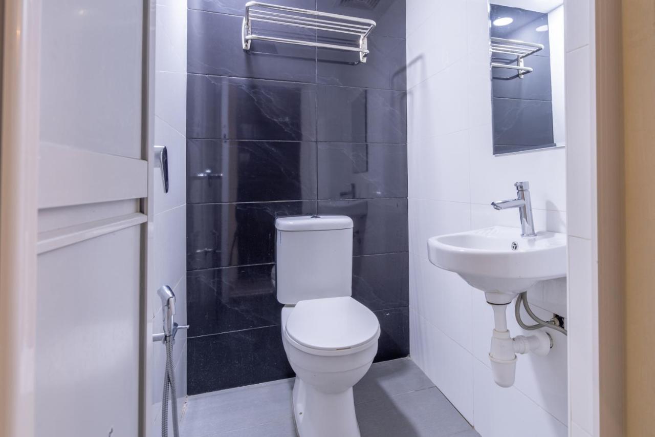 Hentian Hotel Каджанг Экстерьер фото