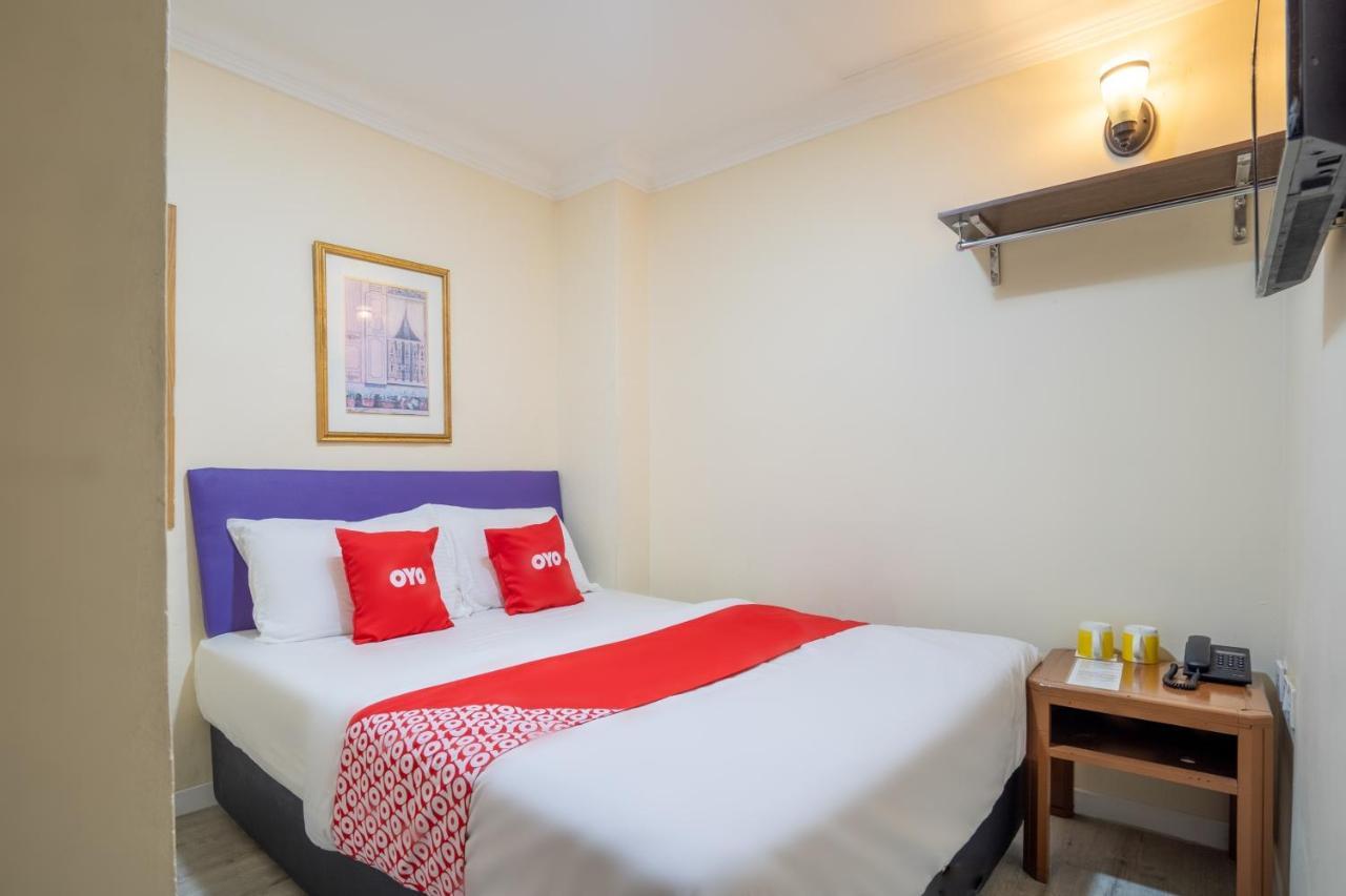 Hentian Hotel Каджанг Экстерьер фото